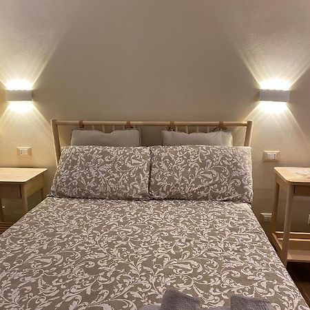 Chirone Room Mondello Kültér fotó